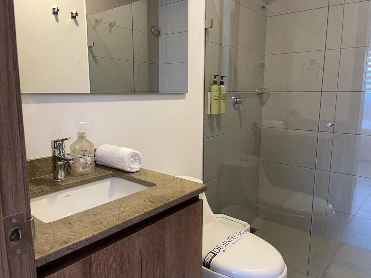 Luxury At Rodadero Amber Rock